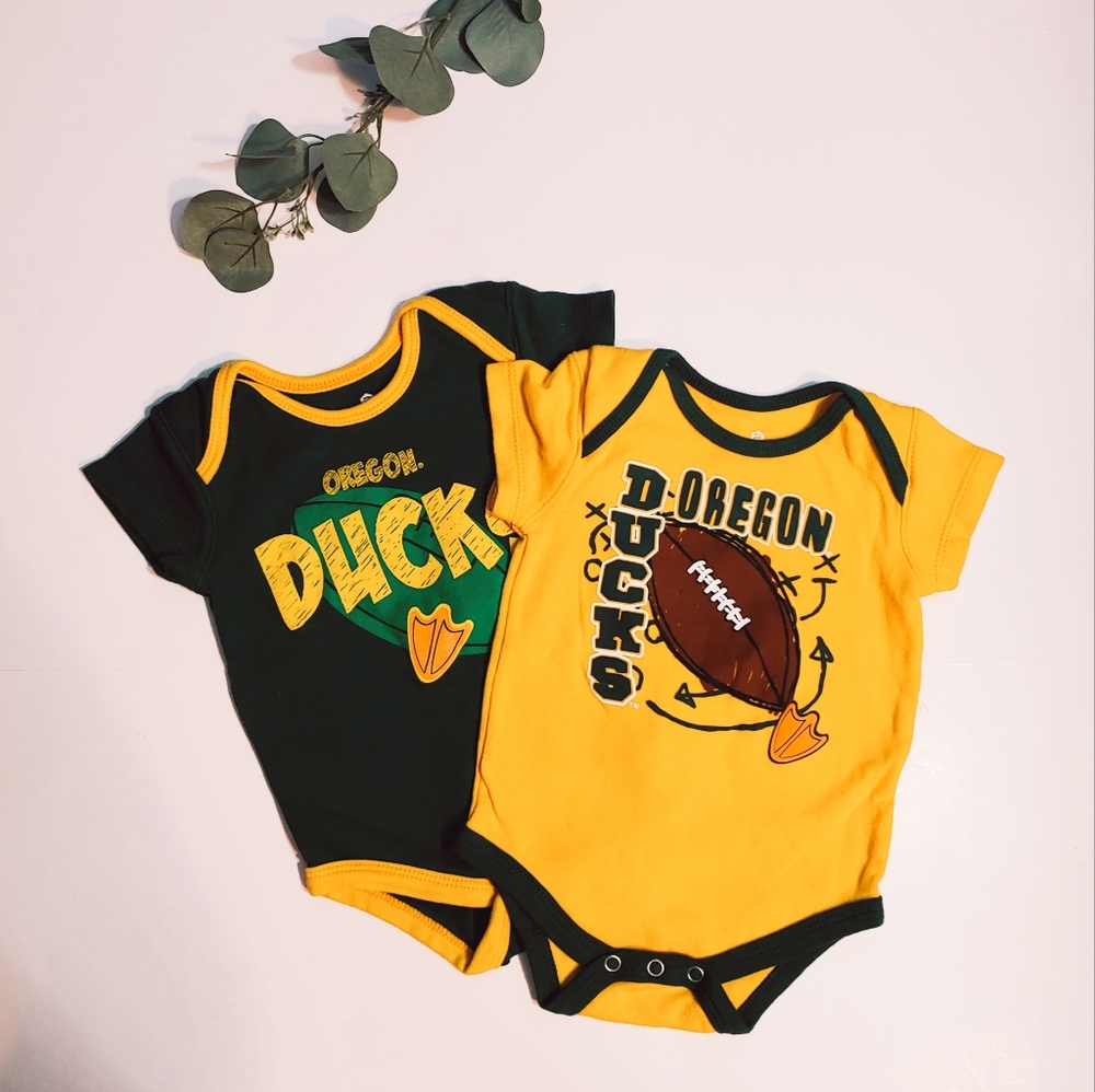 **SOLD**GEN 2 Oregon Ducks Onesie - Picture 2 of 8